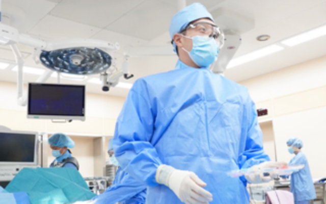 9:00 手術開始（心臓外科手術、ダビンチ手術、PTA）